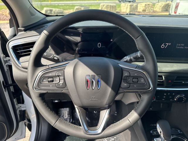 Buick Encore GX Vehicle Full-screen Gallery Image 14