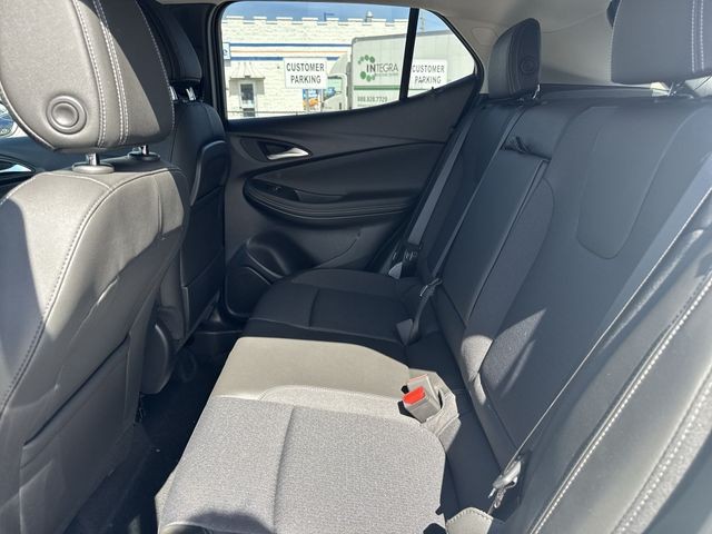 Buick Encore GX Vehicle Full-screen Gallery Image 21