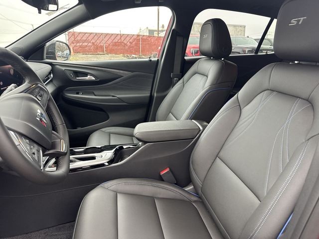 Buick Envista Vehicle Full-screen Gallery Image 11