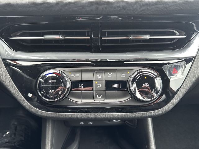 Buick Envista Vehicle Full-screen Gallery Image 18