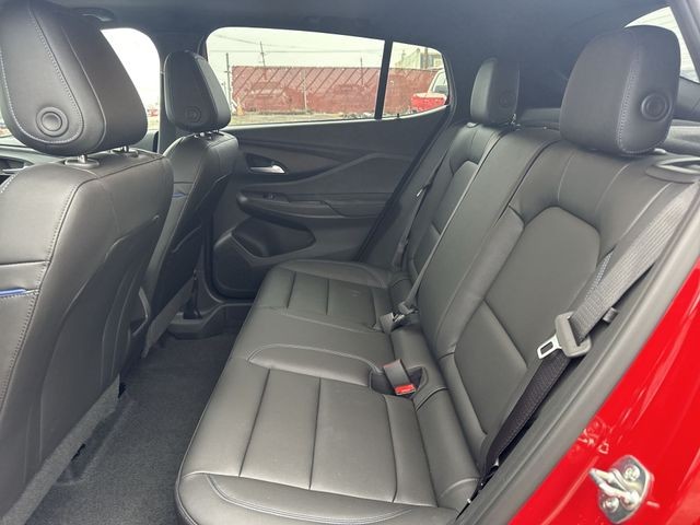 Buick Envista Vehicle Full-screen Gallery Image 21