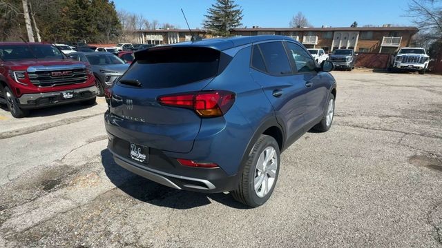 Buick Encore GX Vehicle Full-screen Gallery Image 08