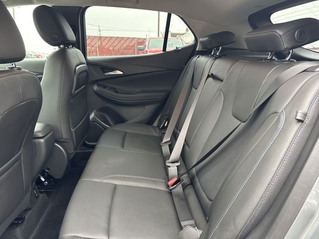 Buick Encore GX Vehicle Full-screen Gallery Image 21