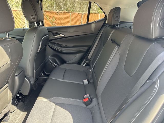 Buick Encore GX Vehicle Full-screen Gallery Image 21