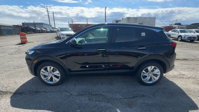 Buick Encore GX Vehicle Full-screen Gallery Image 05