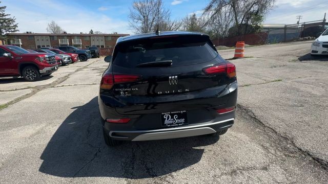 Buick Encore GX Vehicle Full-screen Gallery Image 07