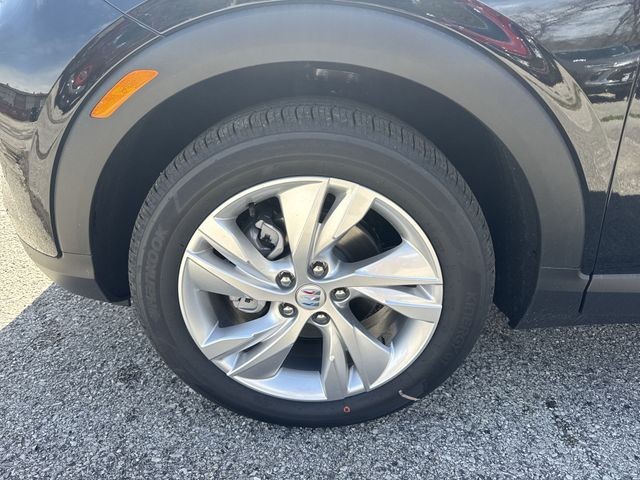 Buick Encore GX Vehicle Full-screen Gallery Image 10