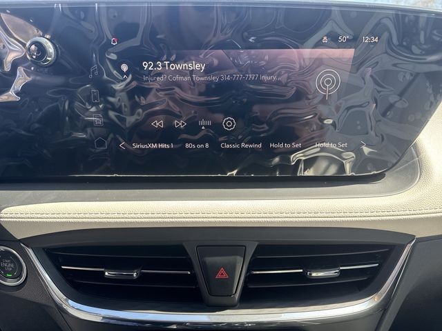 Buick Encore GX Vehicle Full-screen Gallery Image 16