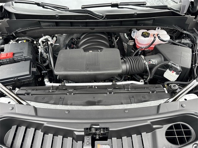 GMC Yukon Vehicle Full-screen Gallery Image 27