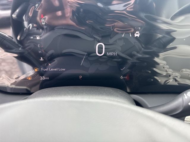 Buick Encore GX Vehicle Full-screen Gallery Image 15