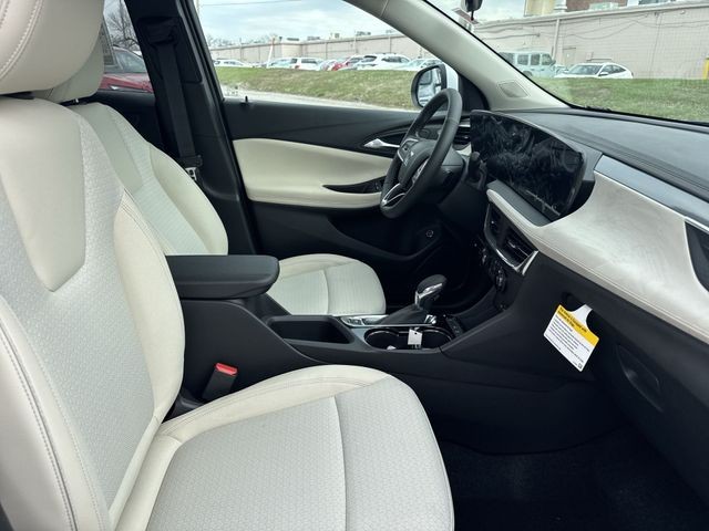 Buick Encore GX Vehicle Full-screen Gallery Image 24