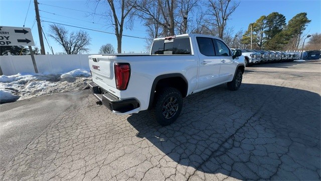 GMC Sierra 1500 Vehicle Full-screen Gallery Image 08