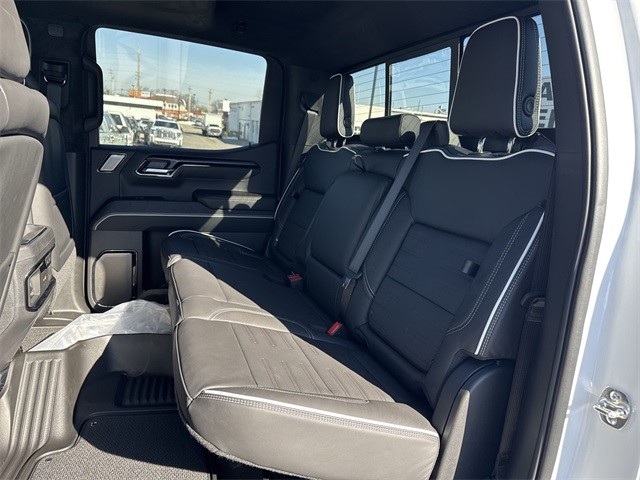 GMC Sierra 1500 Vehicle Full-screen Gallery Image 23