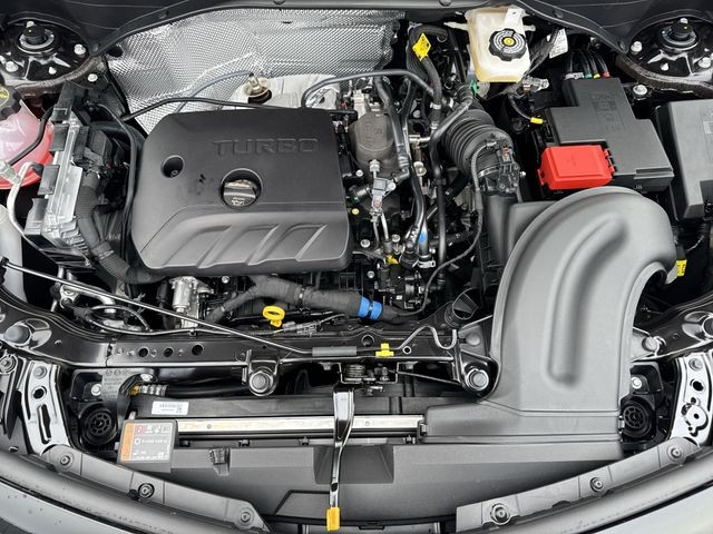 Buick Encore GX Vehicle Full-screen Gallery Image 24