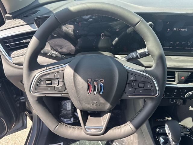 Buick Encore GX Vehicle Full-screen Gallery Image 14