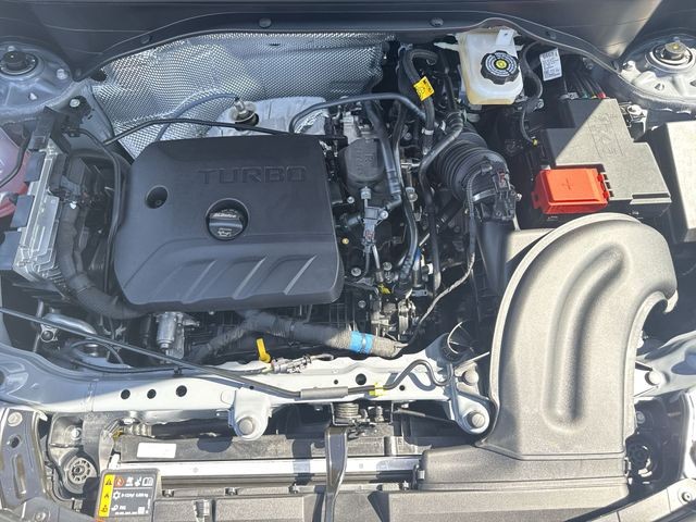 Buick Encore GX Vehicle Full-screen Gallery Image 24