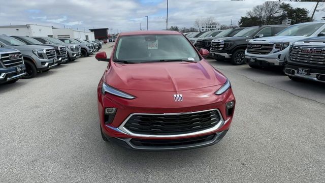 Buick Encore GX Vehicle Full-screen Gallery Image 03