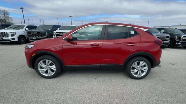 Buick Encore GX Vehicle Full-screen Gallery Image 05