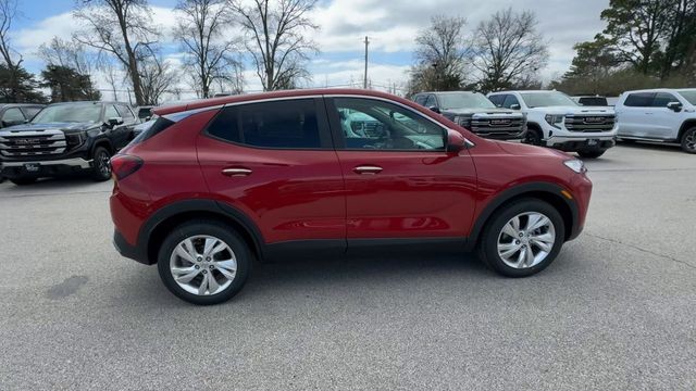 Buick Encore GX Vehicle Full-screen Gallery Image 09