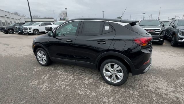 Buick Encore GX Vehicle Full-screen Gallery Image 06