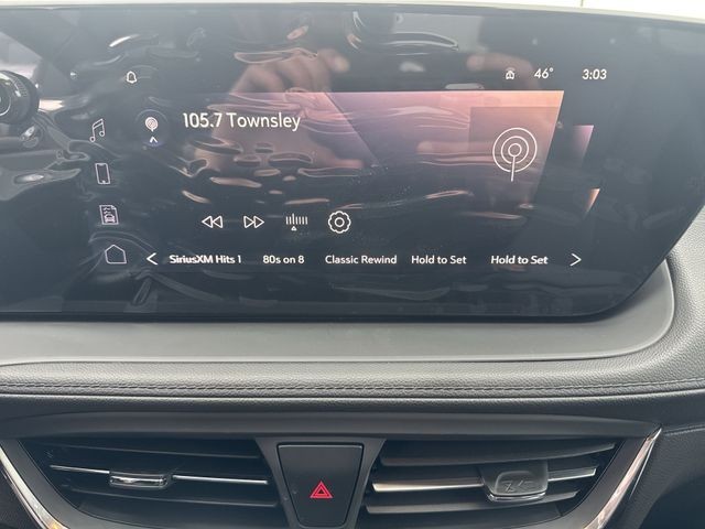 Buick Encore GX Vehicle Full-screen Gallery Image 16