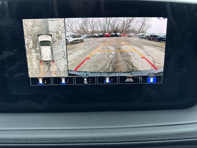 Buick Encore GX Vehicle Full-screen Gallery Image 17