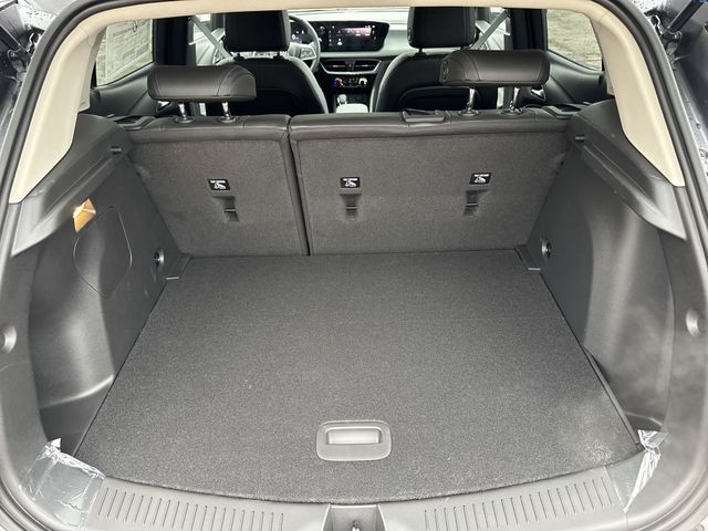 Buick Encore GX Vehicle Full-screen Gallery Image 22