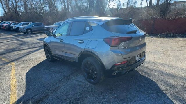 Buick Encore GX Vehicle Full-screen Gallery Image 06