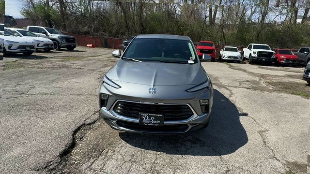 Buick Encore GX Vehicle Full-screen Gallery Image 03