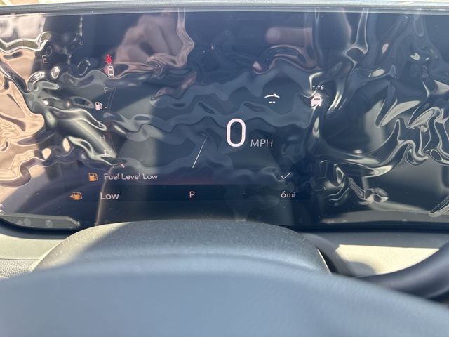 Buick Encore GX Vehicle Full-screen Gallery Image 15