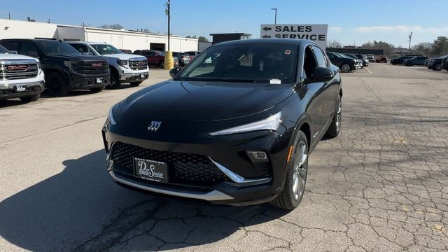 Buick Envista Vehicle Full-screen Gallery Image 03