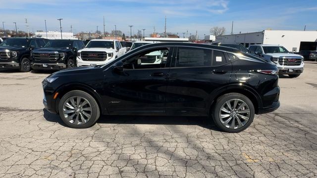 Buick Envista Vehicle Full-screen Gallery Image 05