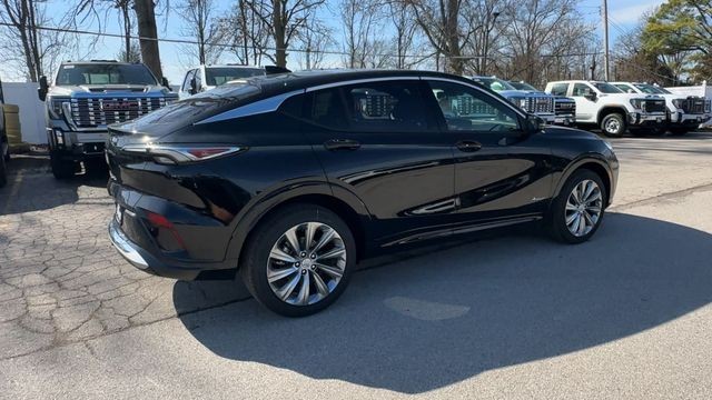 Buick Envista Vehicle Full-screen Gallery Image 08