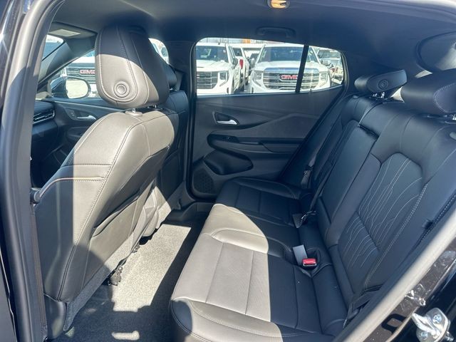 Buick Envista Vehicle Full-screen Gallery Image 21