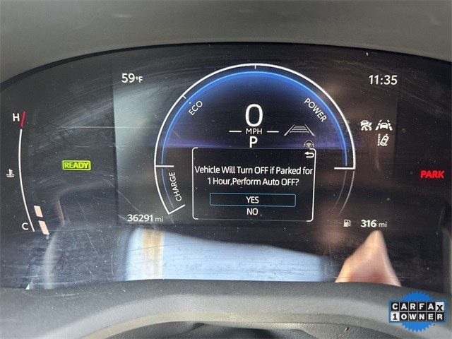 Toyota Camry Vehicle Full-screen Gallery Image 15