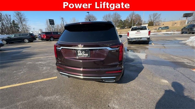 Cadillac XT6 Vehicle Full-screen Gallery Image 07