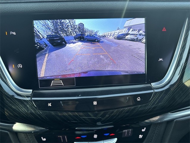 Cadillac XT6 Vehicle Full-screen Gallery Image 15