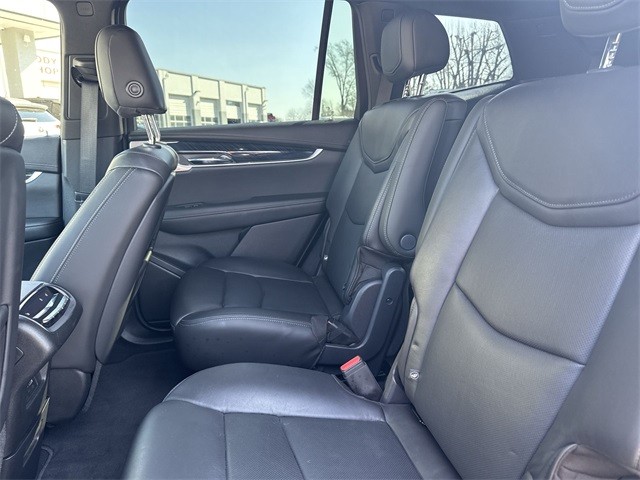 Cadillac XT6 Vehicle Full-screen Gallery Image 26