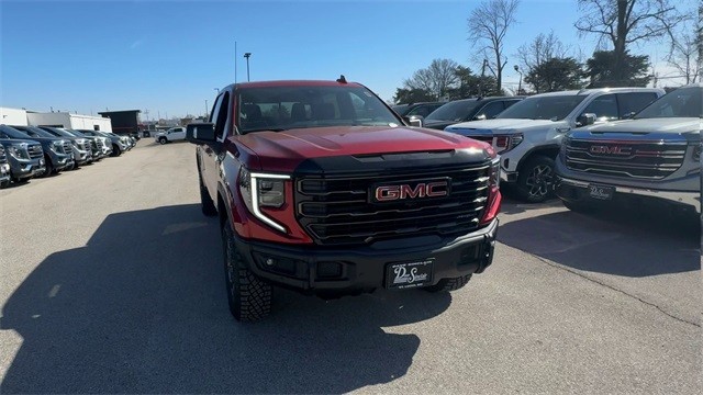 GMC Sierra 1500 Vehicle Full-screen Gallery Image 03