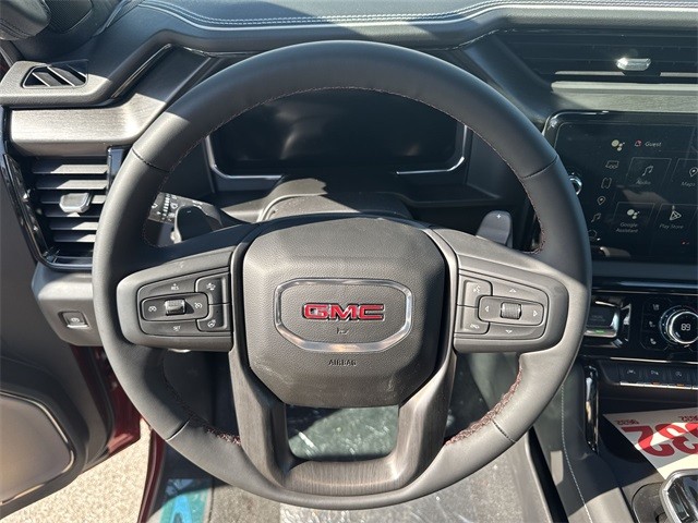 GMC Sierra 1500 Vehicle Full-screen Gallery Image 14