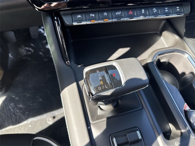 GMC Sierra 1500 Vehicle Full-screen Gallery Image 19