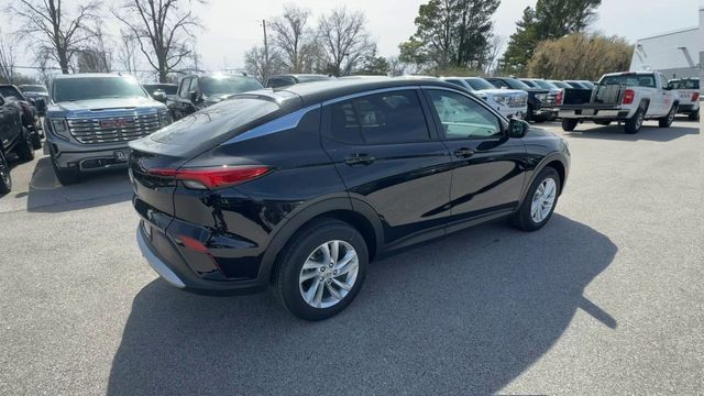 Buick Envista Vehicle Full-screen Gallery Image 08