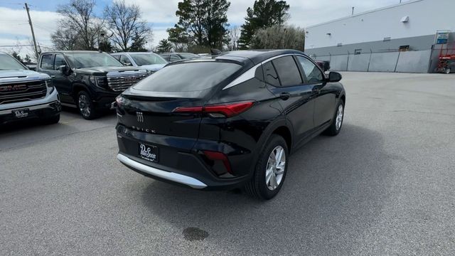 Buick Envista Vehicle Full-screen Gallery Image 08