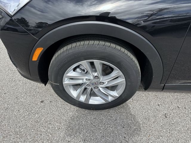 Buick Envista Vehicle Full-screen Gallery Image 10