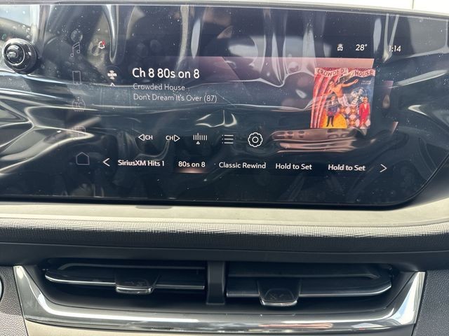 Buick Envista Vehicle Full-screen Gallery Image 16