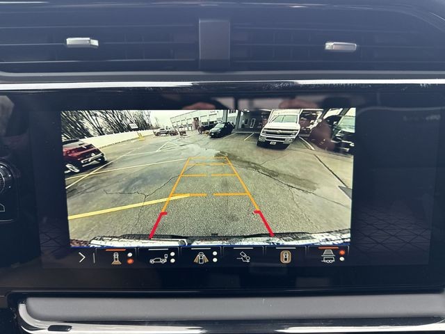 GMC Sierra 1500 Vehicle Full-screen Gallery Image 17