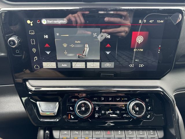 GMC Sierra 1500 Vehicle Full-screen Gallery Image 19