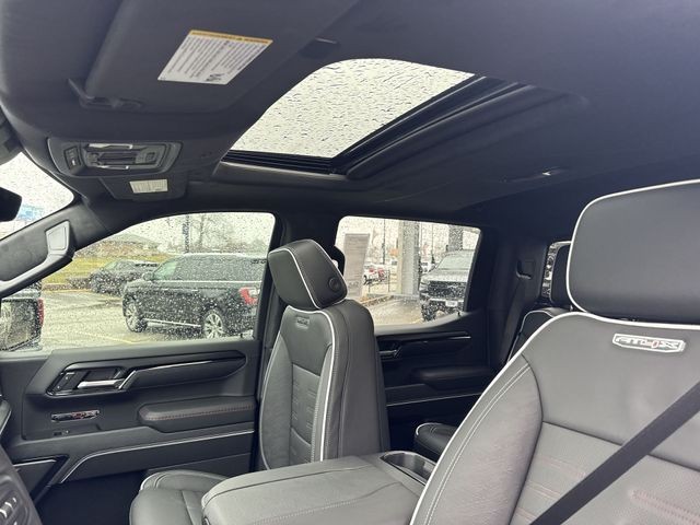 GMC Sierra 1500 Vehicle Full-screen Gallery Image 22