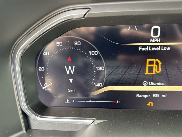 GMC Sierra 1500 Vehicle Full-screen Gallery Image 15