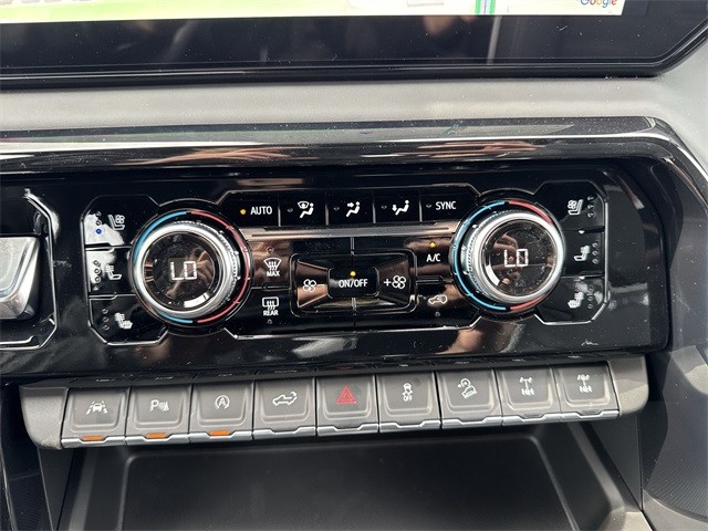 GMC Sierra 1500 Vehicle Full-screen Gallery Image 19